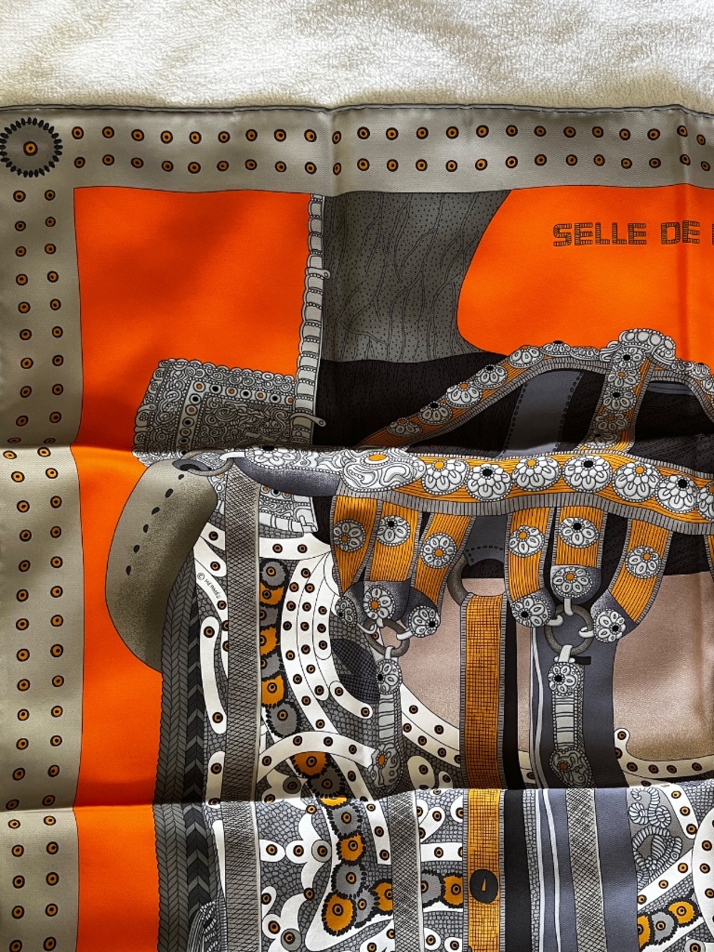 SALE ~~ EXCELLENT Hermes Selle de Dignitaire 100% Silk Scarf CW13 Grey/Orange - Picture 7 of 15
